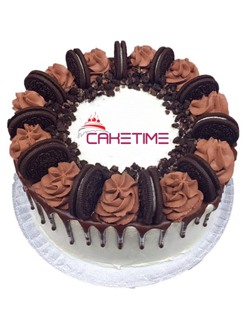 Oreo Chocolate Dripping Cake