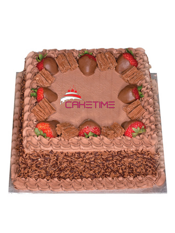 Strawberry Flake Chocolate Cake
