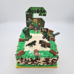 Minecraft Theme Cake